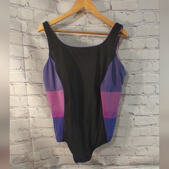 Lands' End Chlorine Resistant Soft Cup Tugless One Piece Purple Swimwear 20W - Picture 1 of 13
